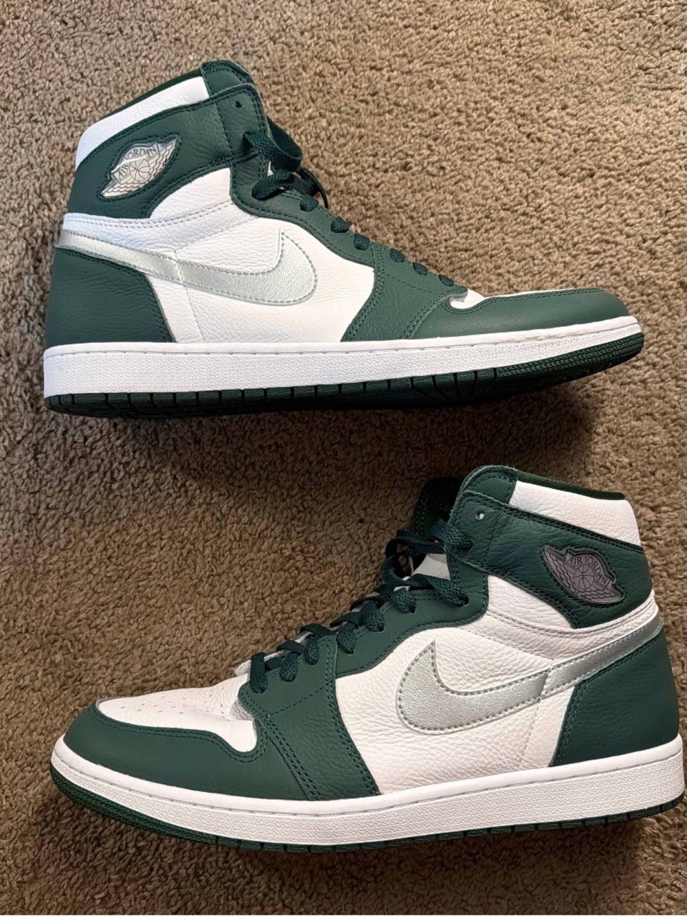 Air Jordan 1 Retro High OG “Gorge Green”